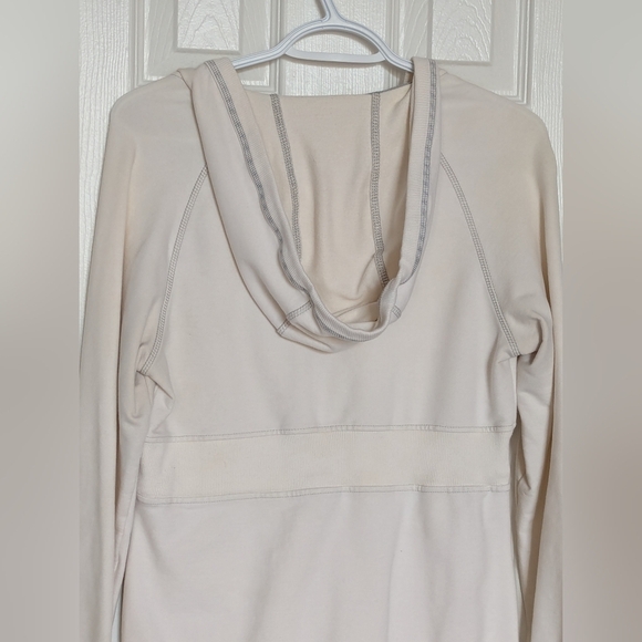 Women's (Size M) Long Off-White Zip-Up Hoodie/Jacket With Grey Trim & Drawstring - Picture 11 of 16
